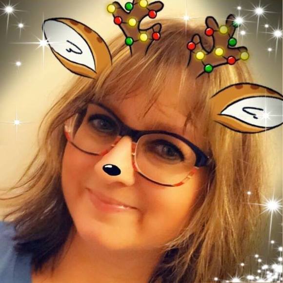 Meet your Posher, Lori - Picture 1 of 1